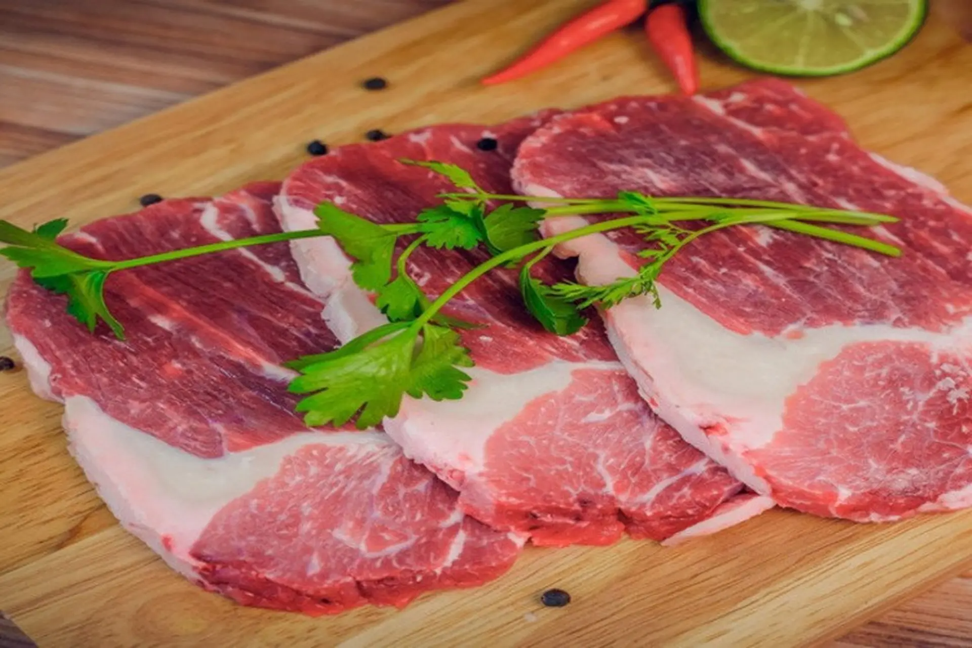 gầu bò, thịt bò tươi 