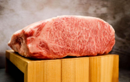 Striploin A5 – Phần Cắt Vừa Vặn Cho Món Nướng Phong Cách Nhật Thượng Hạng