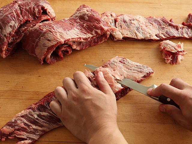 Thăn bò và thăn lưng bò thượng hạng, mềm mọng, béo ngậy. Lựa chọn hoàn hảo cho món beefsteak, nướng tảng tại gia.