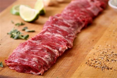 Thăn bò và thăn lưng bò thượng hạng, mềm mọng, béo ngậy. Lựa chọn hoàn hảo cho món beefsteak, nướng tảng tại gia.